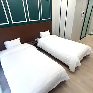 Aparthotel Raviens Haeundae Avenue