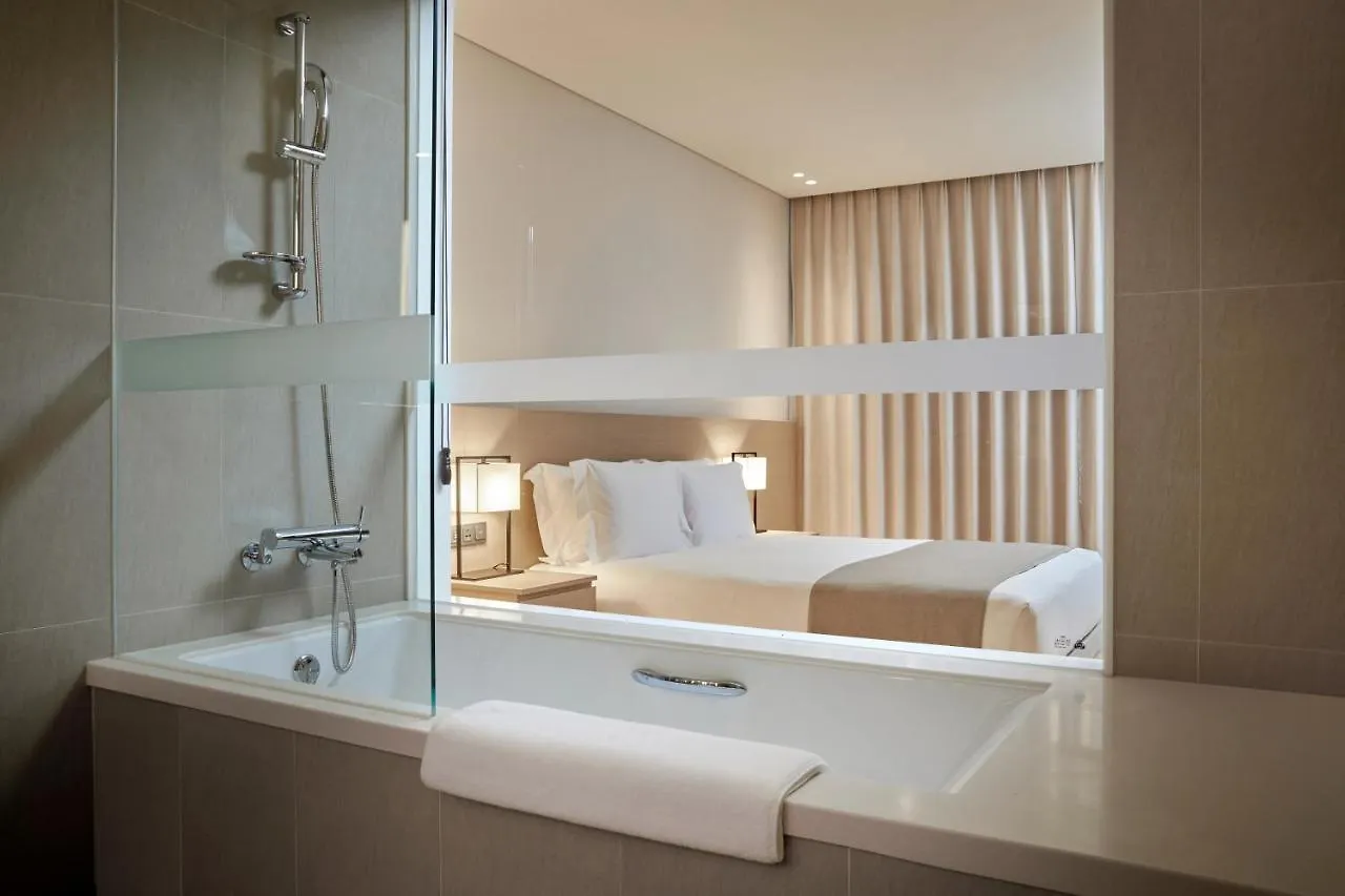 Shilla Stay Busan Gimhae Airport - Noksan Hotel